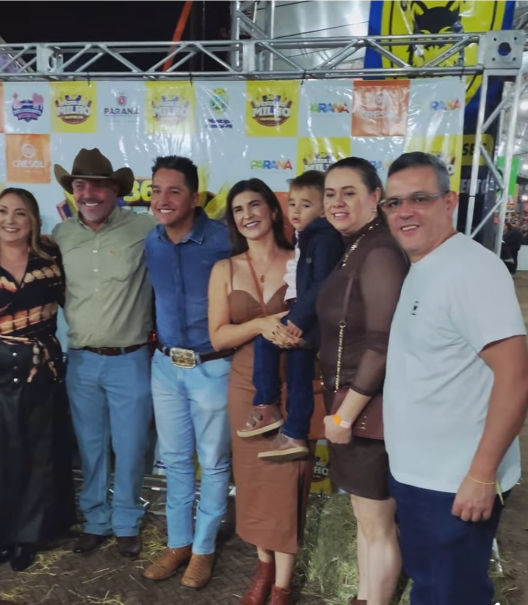 Prefeito de Laranjal Pr presente na festa do Milho em Palmital-PR.