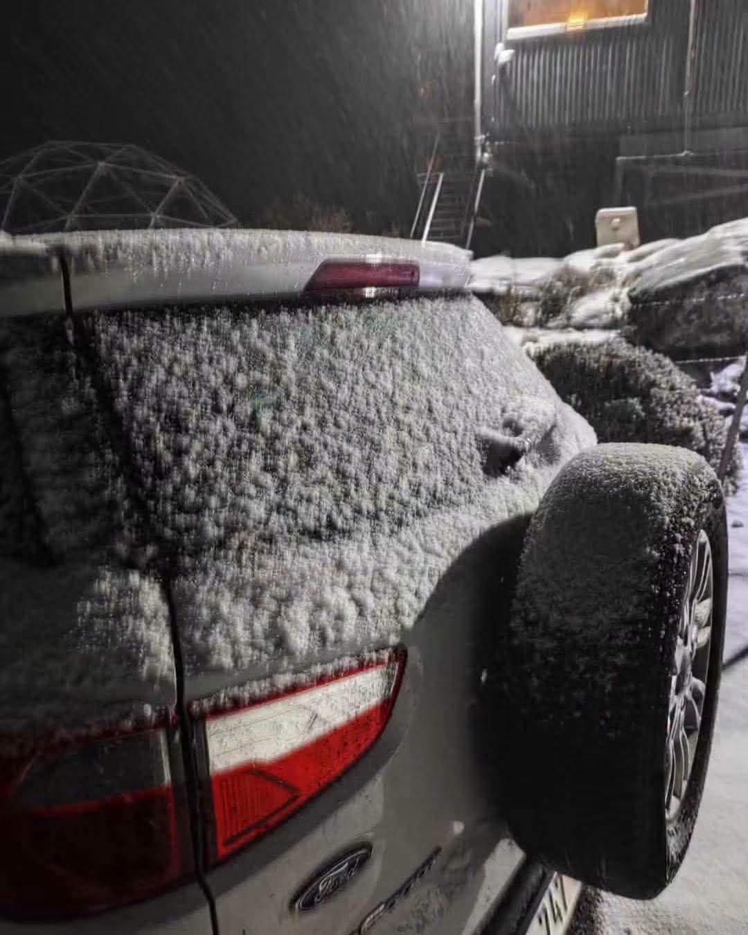Massa de ar polar provoca neve na Argentina e deve avançar com forte queda de temperatura no Sul do Brasil