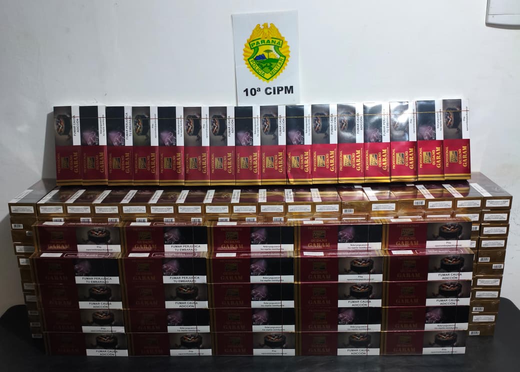 ROTAM apreende cigarros contrabandeados em ônibus interestadual em Laranjeiras do Sul