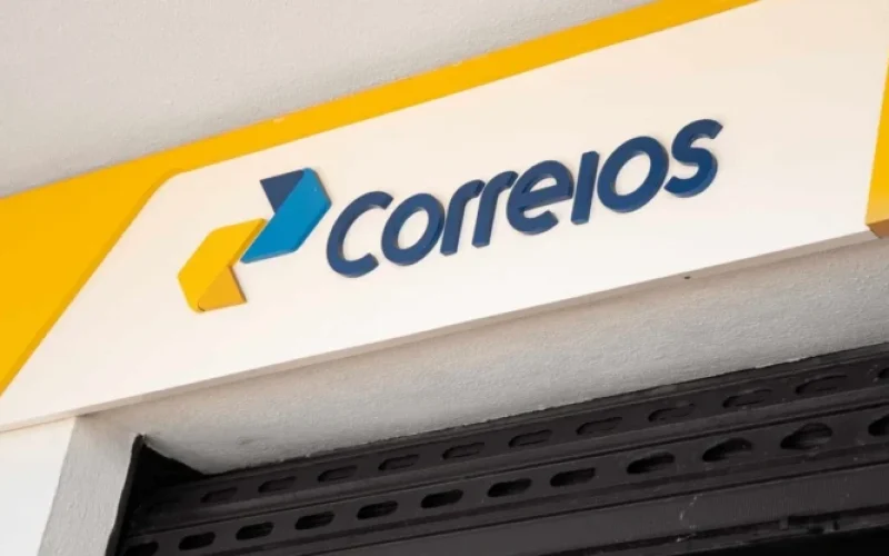 Correios anunciam plano contra crise com corte de R$ 2 bilhões, venda de imóveis e fechamento de agências