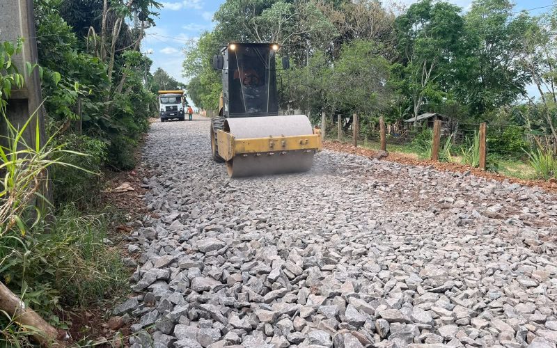 🚧 Pavimentação avança na Estrada do Chapadão em Laranjal