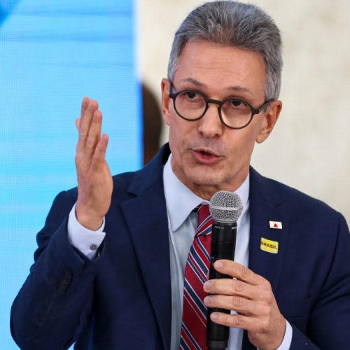 ZEMA DIZ QUE VOTO EM FLÁVIO BOLSONARO ENTREGARÁ ELEIÇÃO PARA LULA