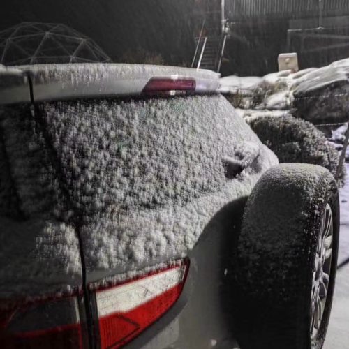 Massa de ar polar provoca neve na Argentina e deve avançar com forte queda de temperatura no Sul do Brasil