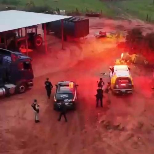 PCPR E PMPR PRENDEM 19 SUSPEITOS DE INTEGRAR GRUPO INVESTIGADO POR FURTAR R$10 MILHÕES EM CABEÇAS DE GADO NO PARANÁ