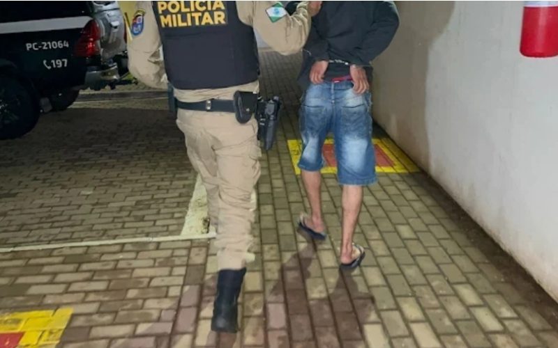 🚨 Homem é preso em Cascavel após aplicar mais de 500 golpes de vendas pelo Facebook