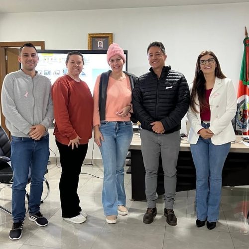 Prefeito Maycon Lopes recebe empresária Silvânia, das Lojas Silvânia Móveis