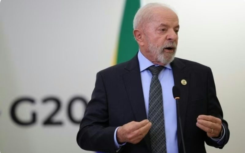 Lula assina decreto de indulto de Natal e exclui condenados por crimes contra a democracia