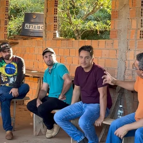 Prefeito Maycon Lopes se reúne com moradores da comunidade 110 Chapadão para discutir melhorias em Laranjal