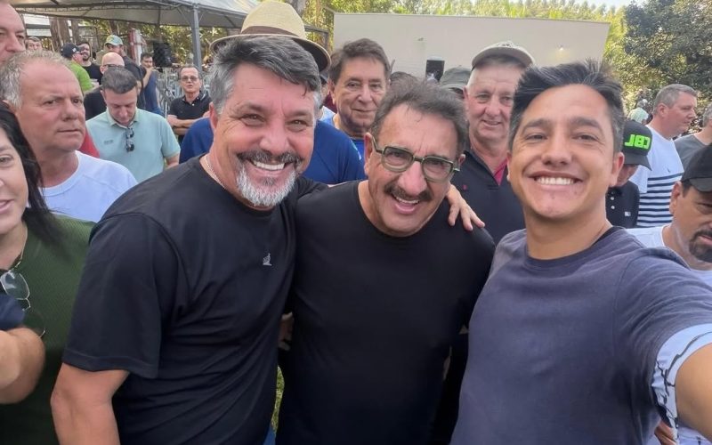 📍 Prefeitos da região participam de encontro com lideranças estaduais em Apucarana