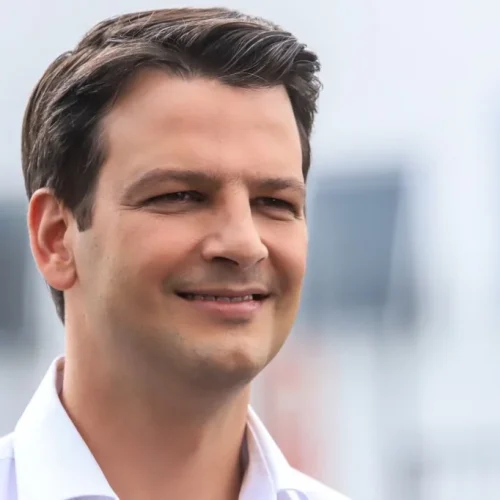 Eduardo Pimentel (PSD) é Eleito Prefeito de Curitiba