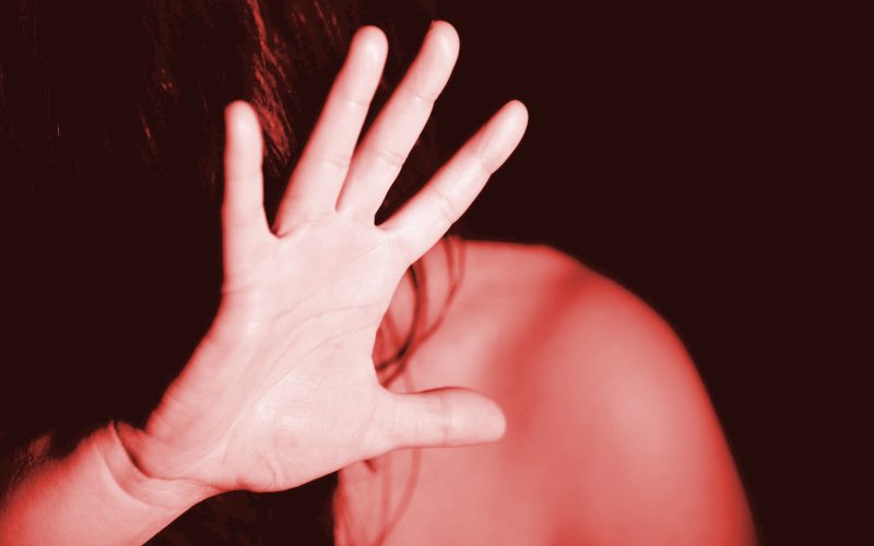 Violência doméstica deixa mulher ferida e agressor foge em Laranjeiras do Sul